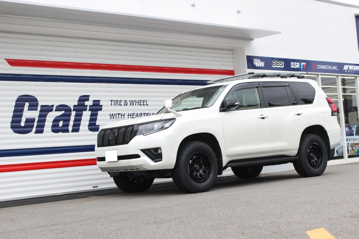 プラドにレイズ デイトナを装着。人気のM8+