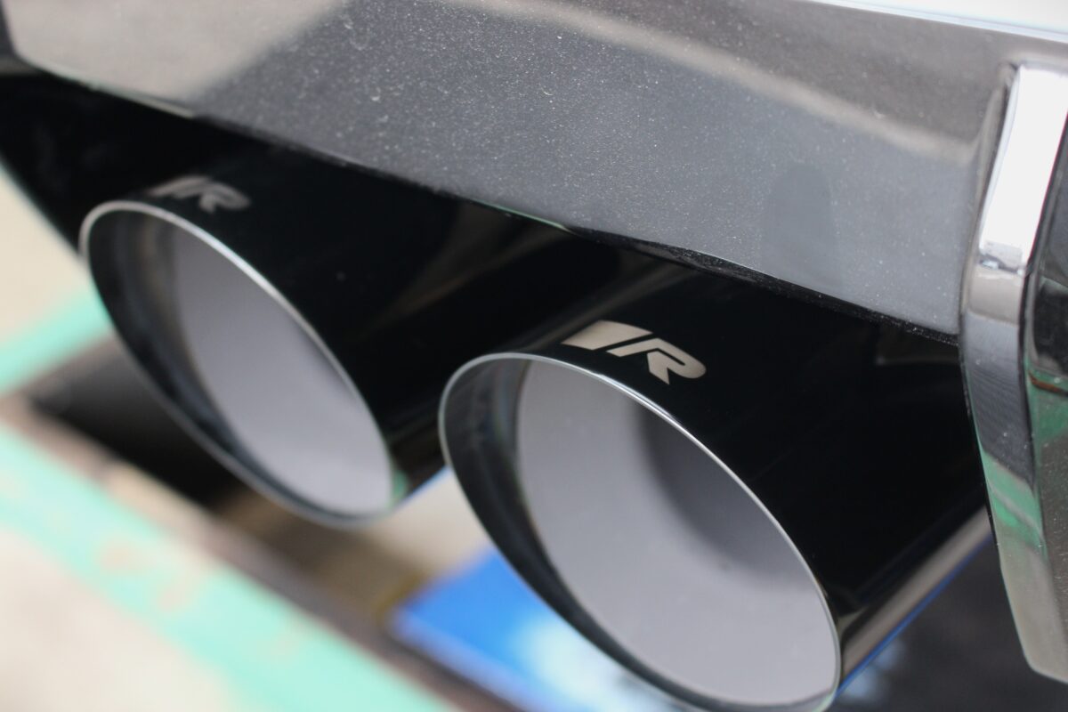 BMW M2 G87にスポーツマフラー【REMUS】を装着しリアビューとサウンドにアクセントを!!