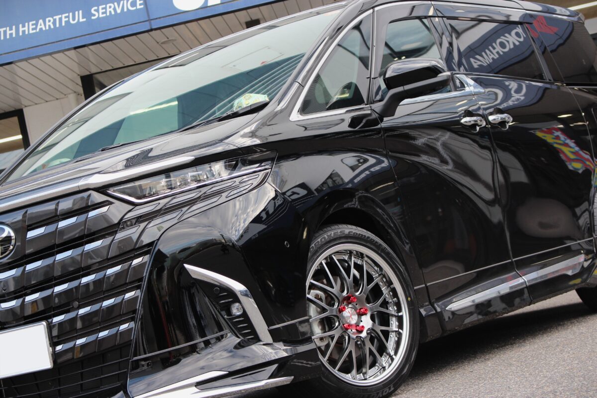 【40アルファード】純正車高でマーベリック709Mを実車計測でバッチリ保安基準のツライチで装着！！