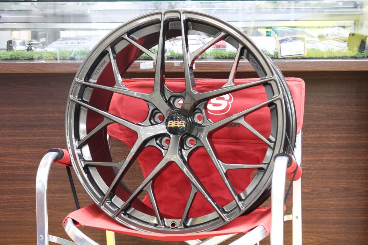BBS新作ホイールFLは新素材フォルテガ採用