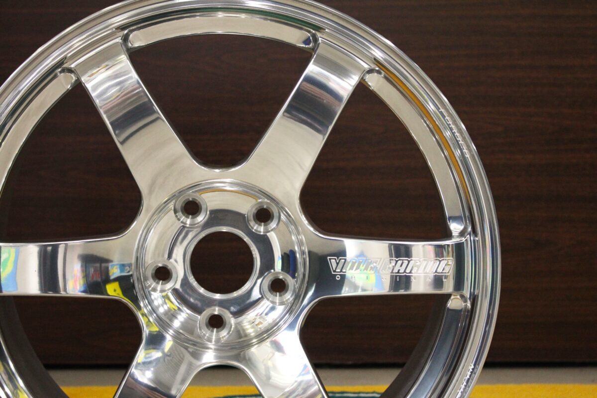 ホイールカスタムならサンナナTE37のバフ仕様展示あります