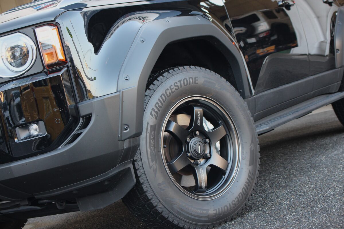 【ランクル250】冬にも拘りを！！RAYS VOLK RacingTE37 ultraラージPCD BS-LTDを装着デス！！