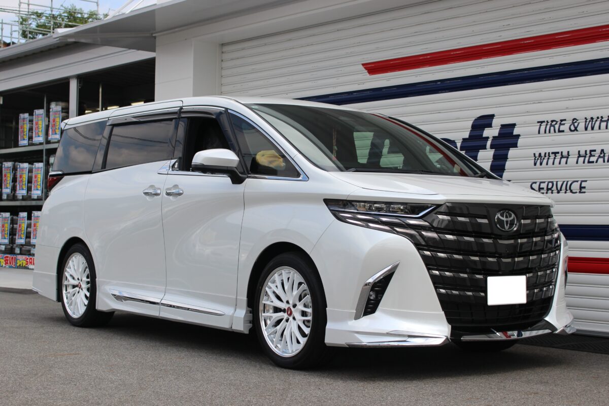 WORKホイールはオプションで特注カラーにすることが可能です。