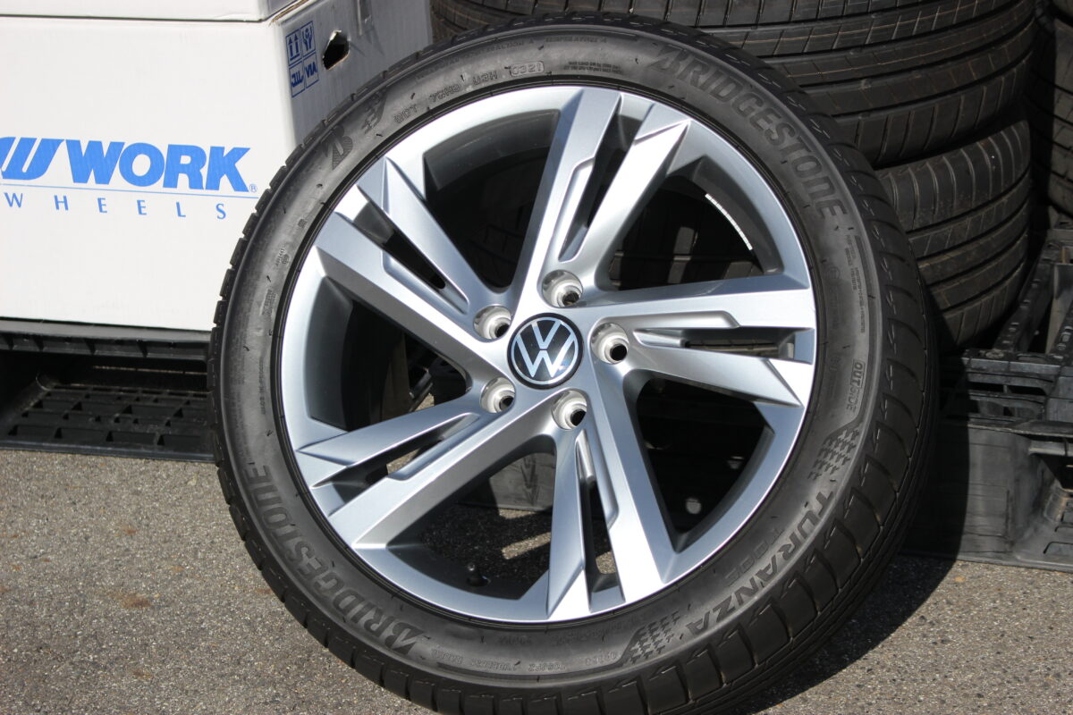 輸入車用ホイールの買取はクラフト尾張旭店まで